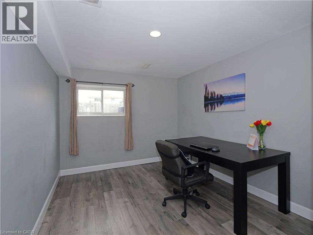 771 771 Avenue, London, Ontario  N5Y 4Y3 - Photo 17 - 40836278