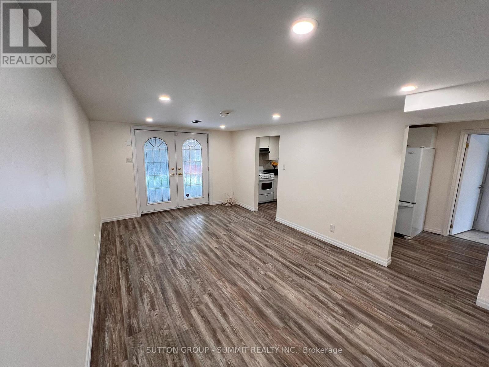 577 Oshawa Boulevard N, Oshawa, Ontario  L1G 5T8 - Photo 5 - E13245956