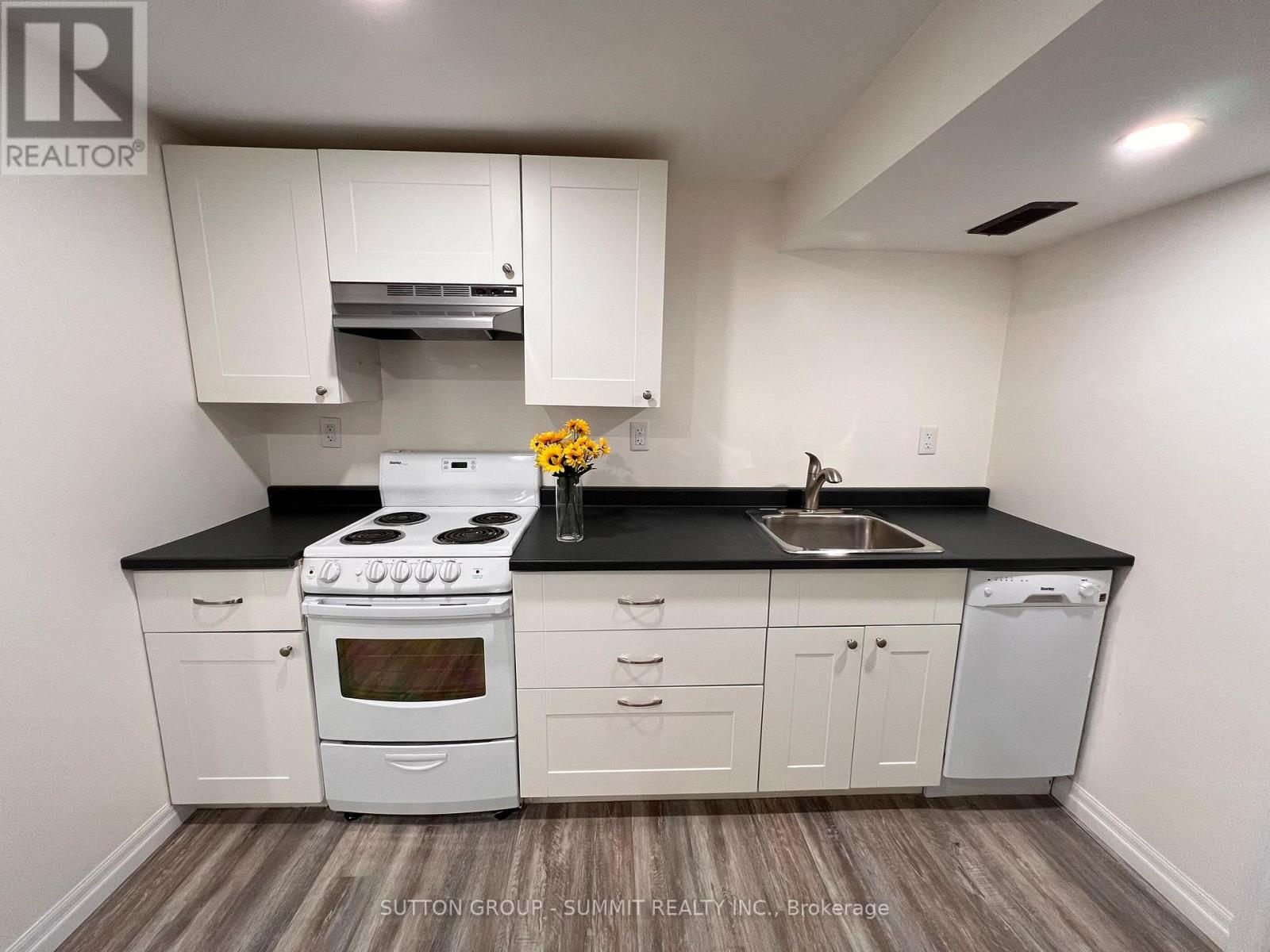 577 Oshawa Boulevard N, Oshawa, Ontario  L1G 5T8 - Photo 6 - E13245956