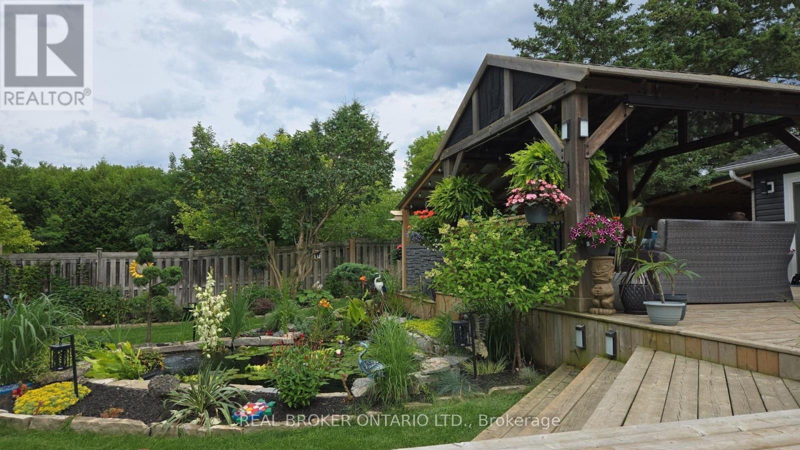 213 Centre Street, Essa, Ontario  L0M 1B0 - Photo 17 - N12931446