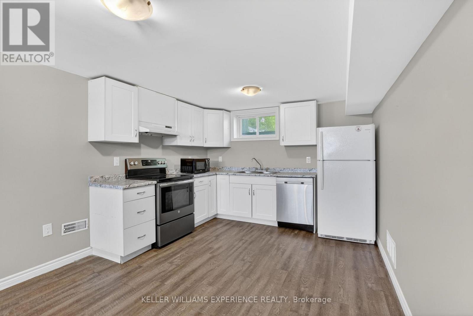 158 Cundles Road E, Barrie, Ontario  L4M 2Z9 - Photo 32 - S13245692