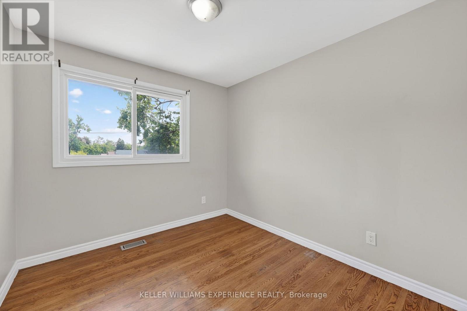 158 Cundles Road E, Barrie, Ontario  L4M 2Z9 - Photo 19 - S13245692