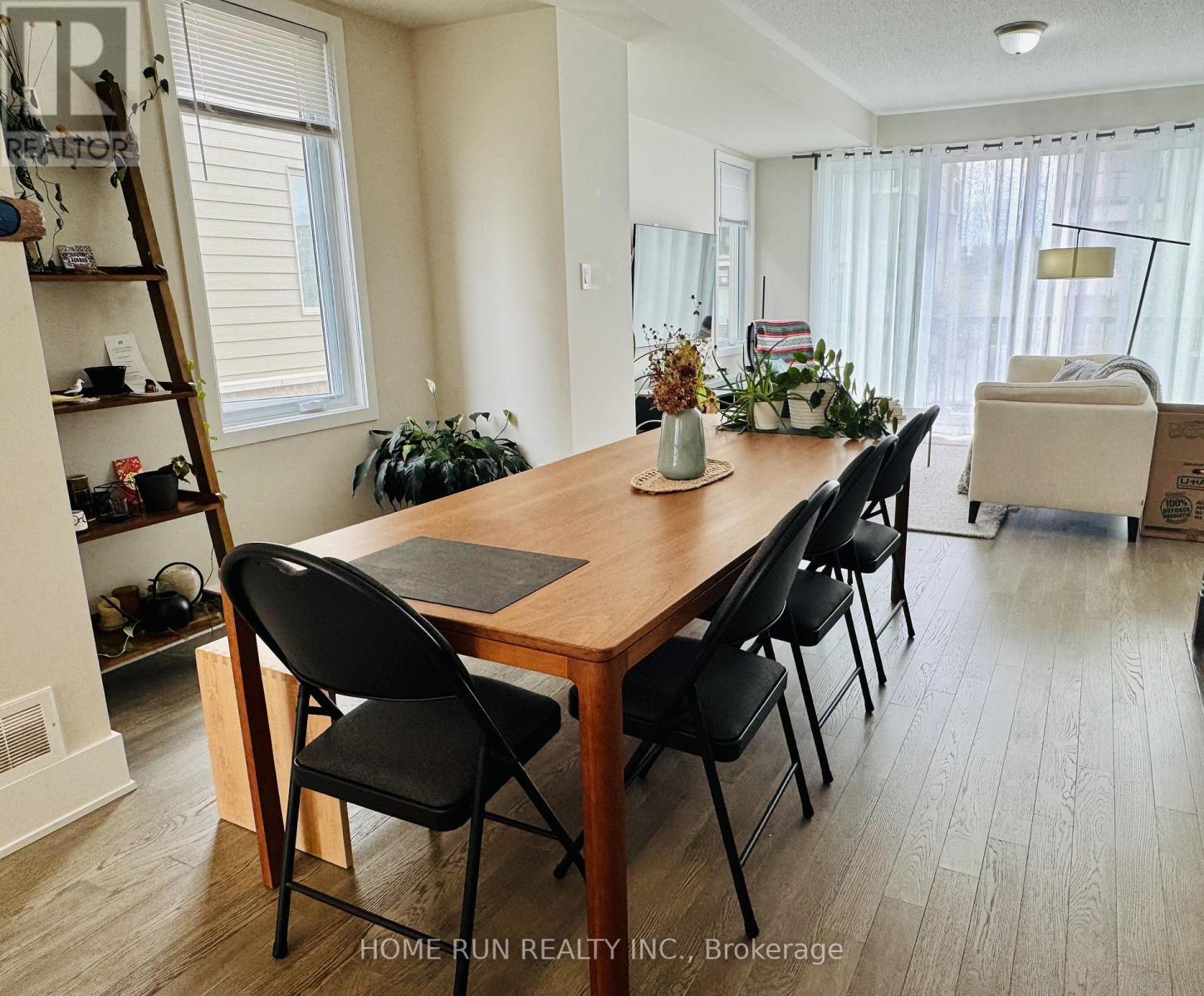 524 Ozawa Private, Ottawa, Ontario  K1K 4Z9 - Photo 4 - X13245984