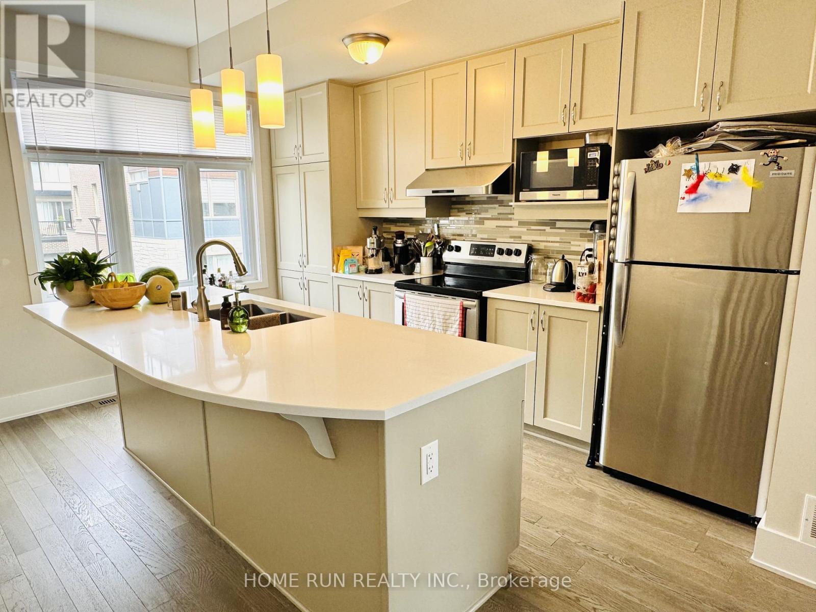 524 Ozawa Private, Ottawa, Ontario  K1K 4Z9 - Photo 6 - X13245984