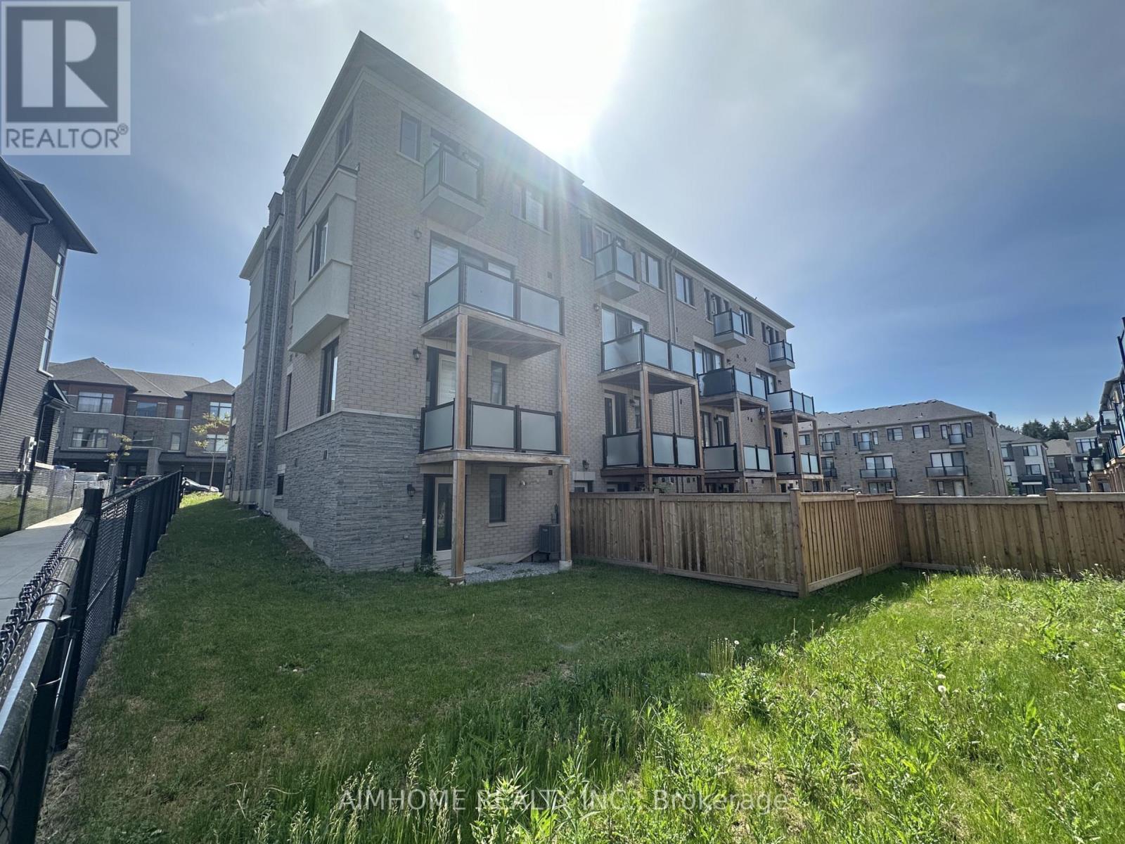 932 Isaac Phillips Way, Newmarket, Ontario  L3X 0M7 - Photo 37 - N13245974