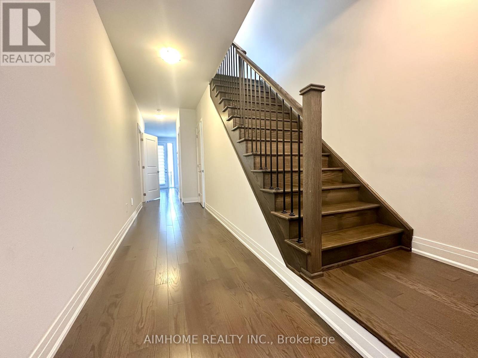 932 Isaac Phillips Way, Newmarket, Ontario  L3X 0M7 - Photo 4 - N13245974