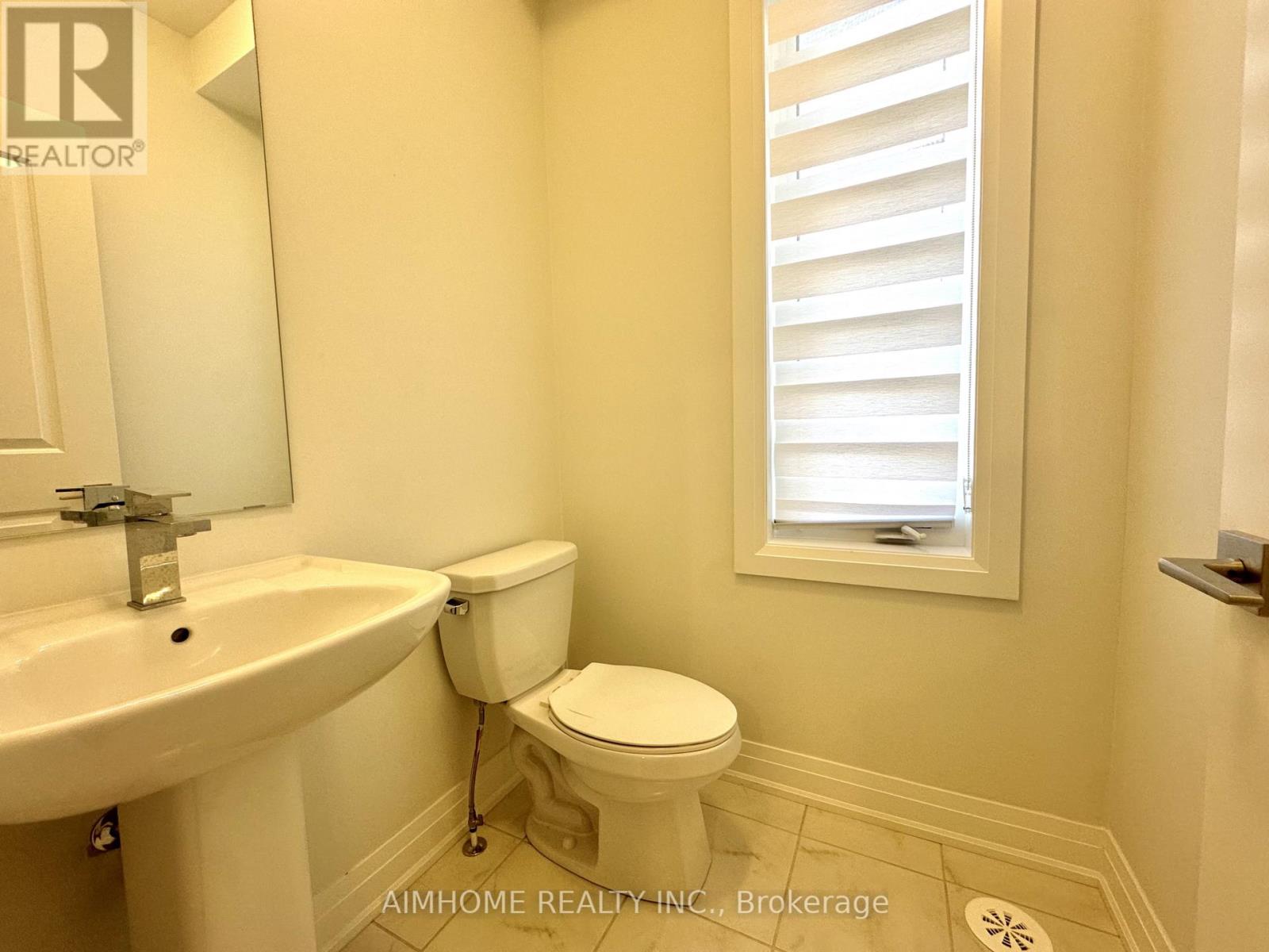 932 Isaac Phillips Way, Newmarket, Ontario  L3X 0M7 - Photo 5 - N13245974