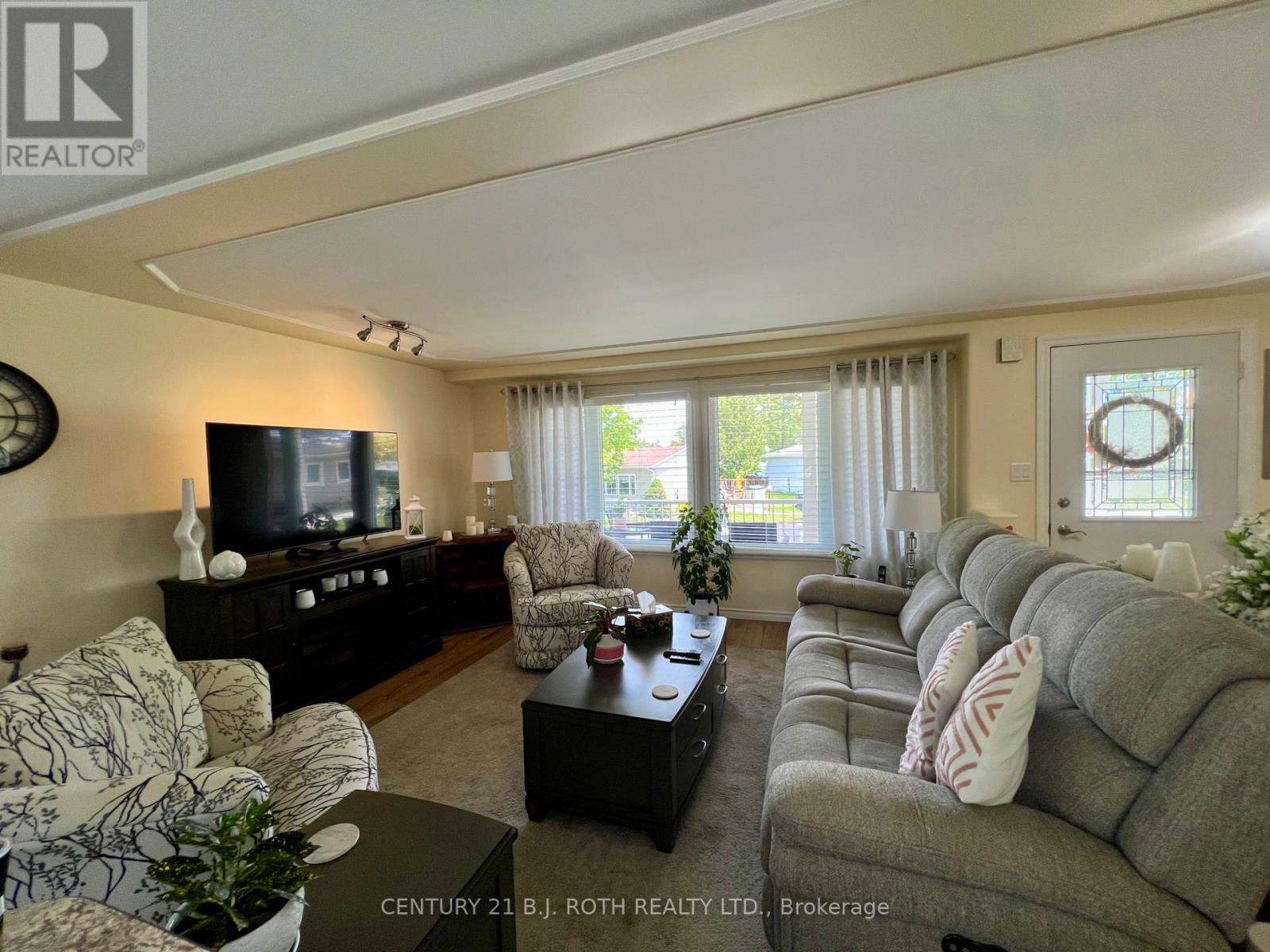 57 Main Street, Innisfil, Ontario  L9S 1N1 - Photo 10 - N13246000