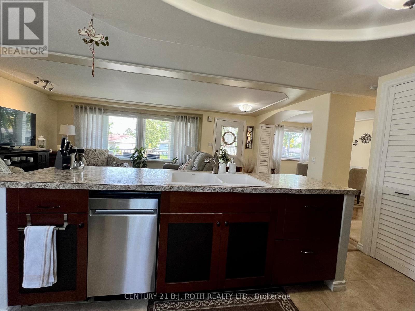 57 Main Street, Innisfil, Ontario  L9S 1N1 - Photo 13 - N13246000