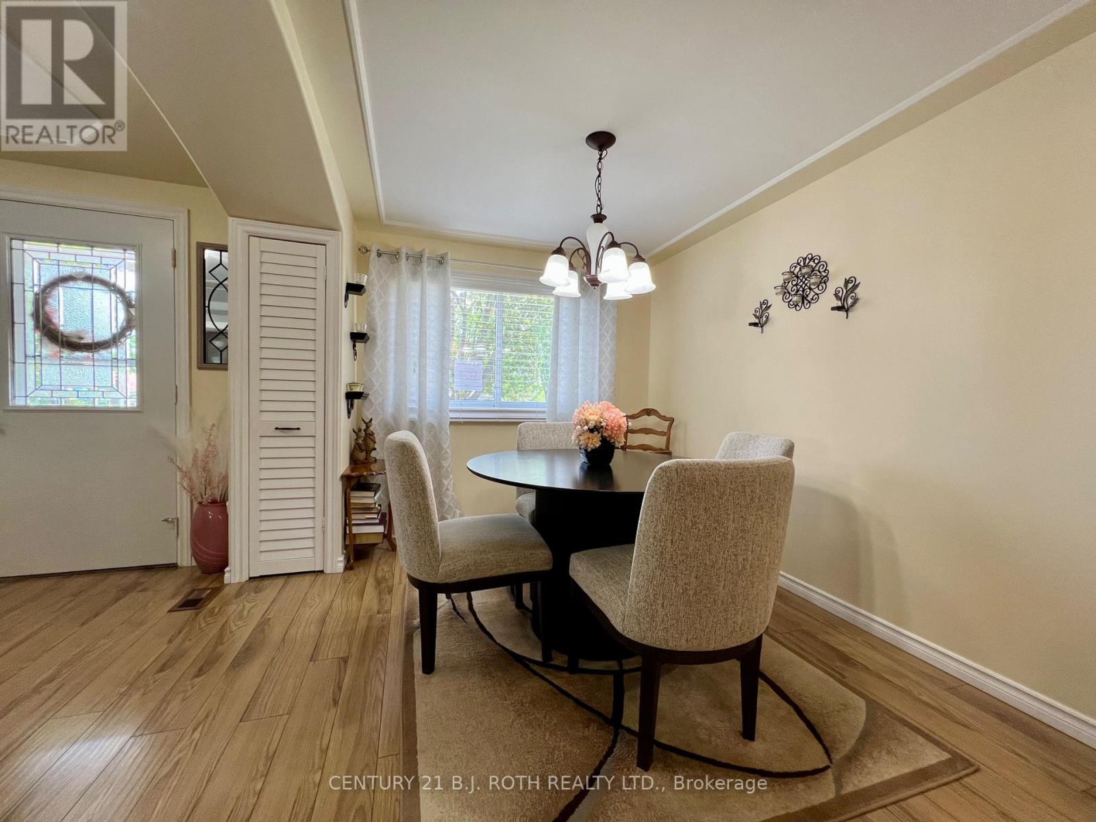 57 Main Street, Innisfil, Ontario  L9S 1N1 - Photo 5 - N13246000