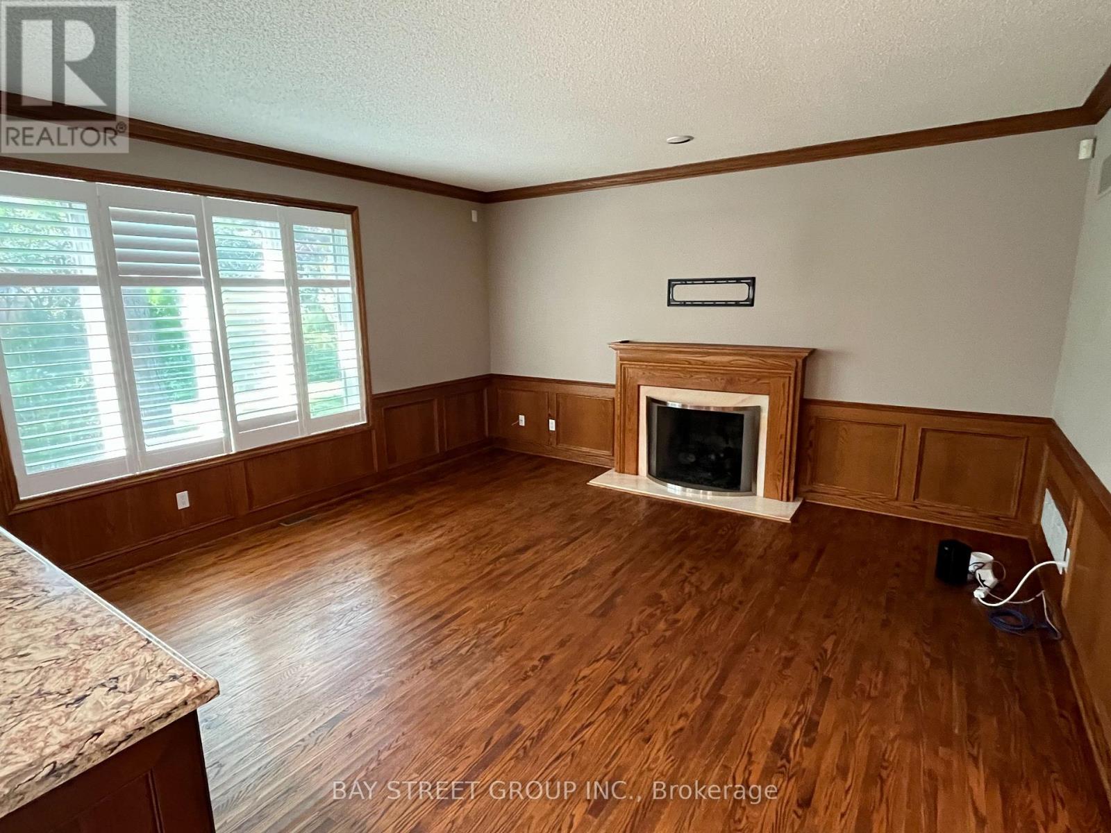 1035 Masters Green, Oakville, Ontario  L6M 2N8 - Photo 11 - W13245976