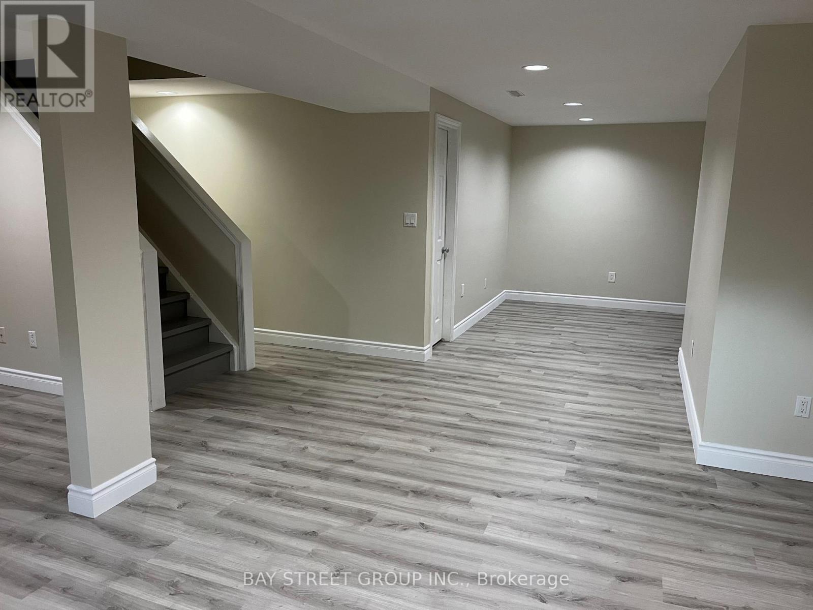 1035 Masters Green, Oakville, Ontario  L6M 2N8 - Photo 34 - W13245976