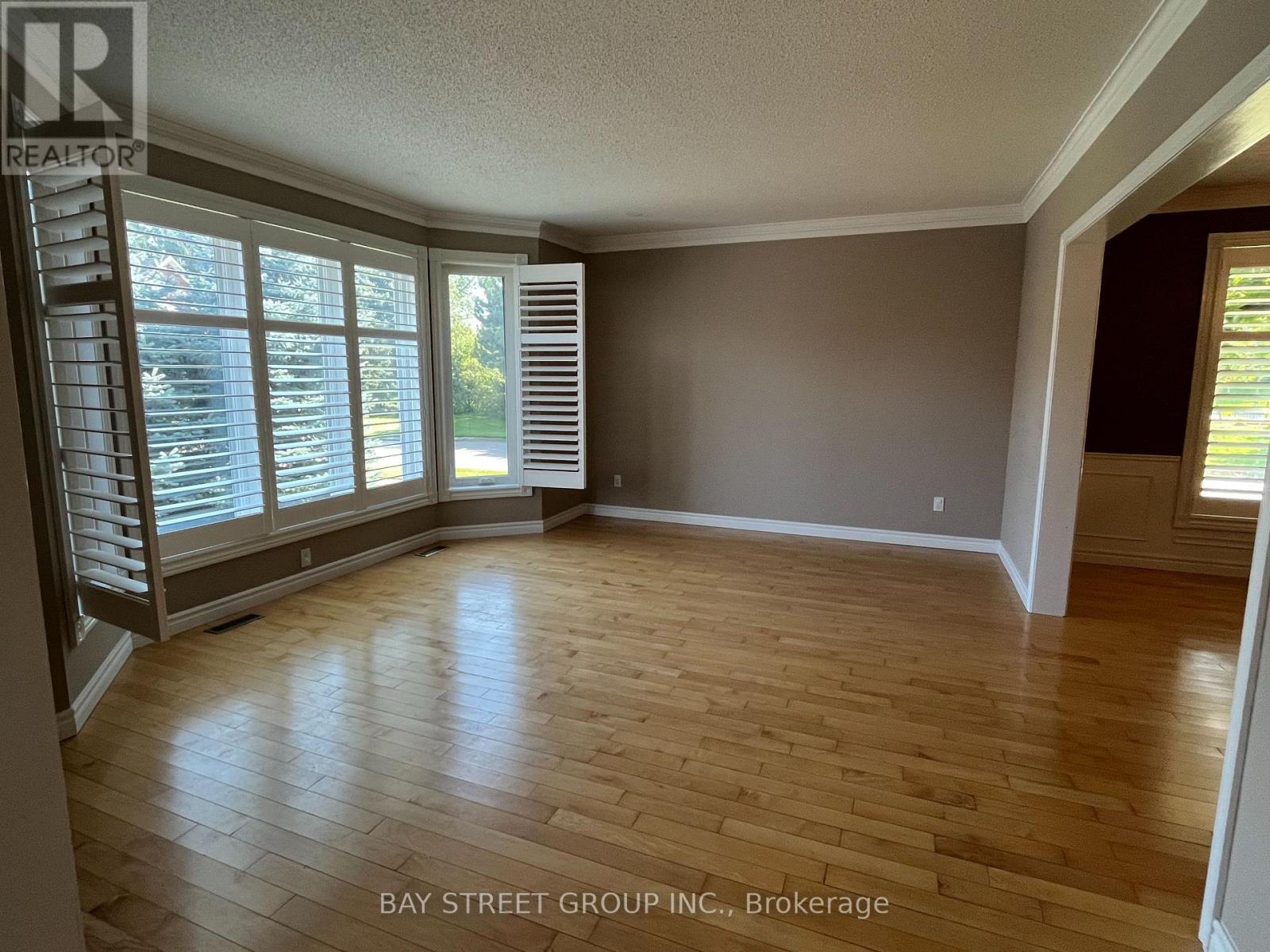 1035 Masters Green, Oakville, Ontario  L6M 2N8 - Photo 8 - W13245976