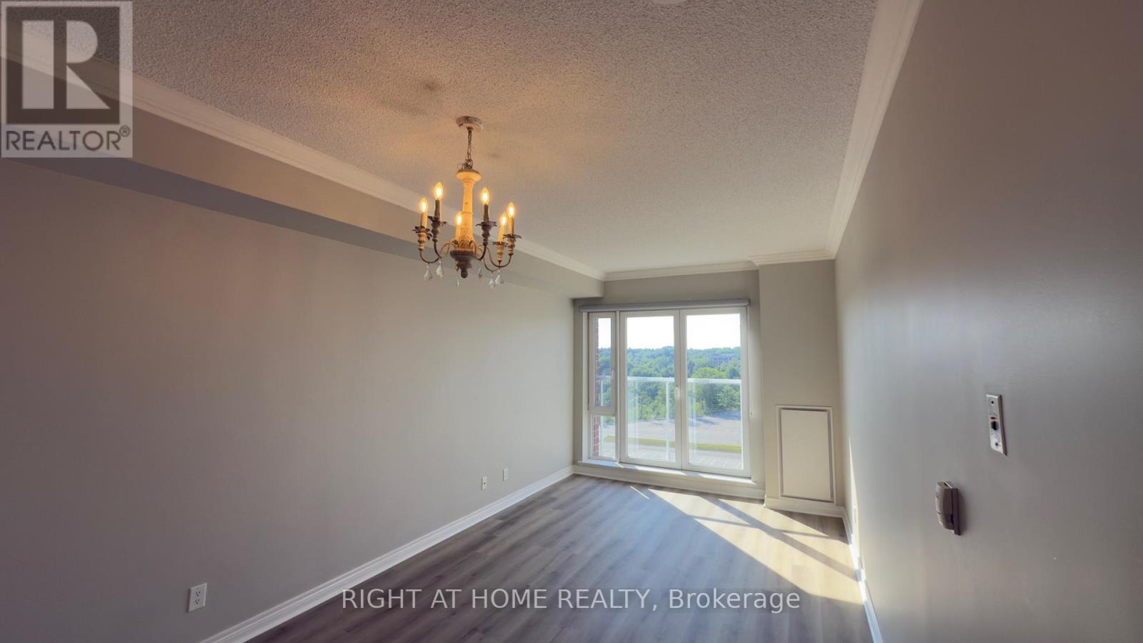 703 - 40 Old Mill Road, Oakville, Ontario  L6J 7W2 - Photo 11 - W13245990
