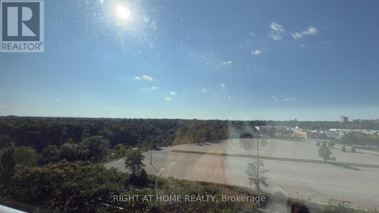 703 - 40 Old Mill Road, Oakville, Ontario  L6J 7W2 - Photo 12 - W13245990