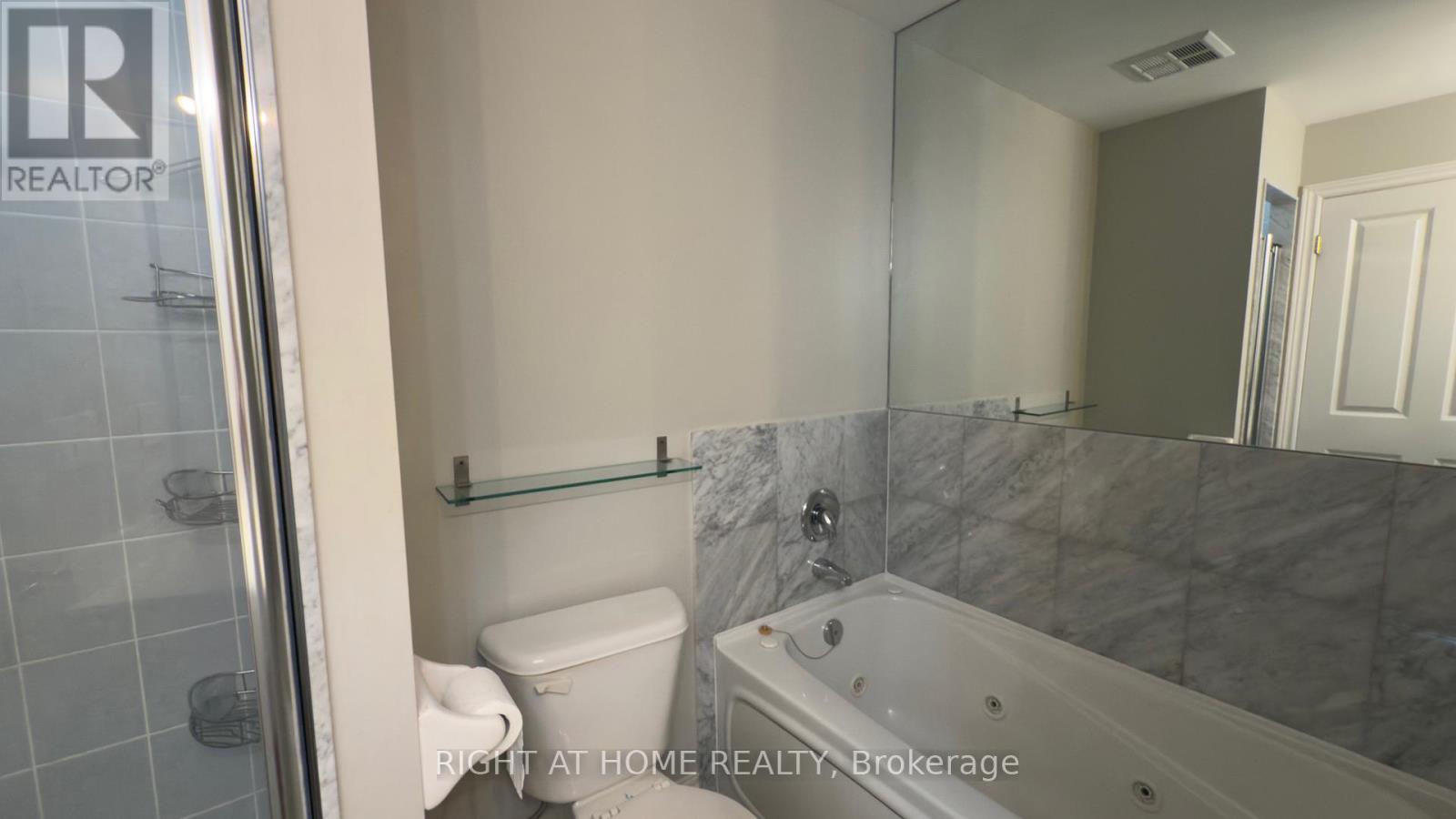 703 - 40 Old Mill Road, Oakville, Ontario  L6J 7W2 - Photo 8 - W13245990