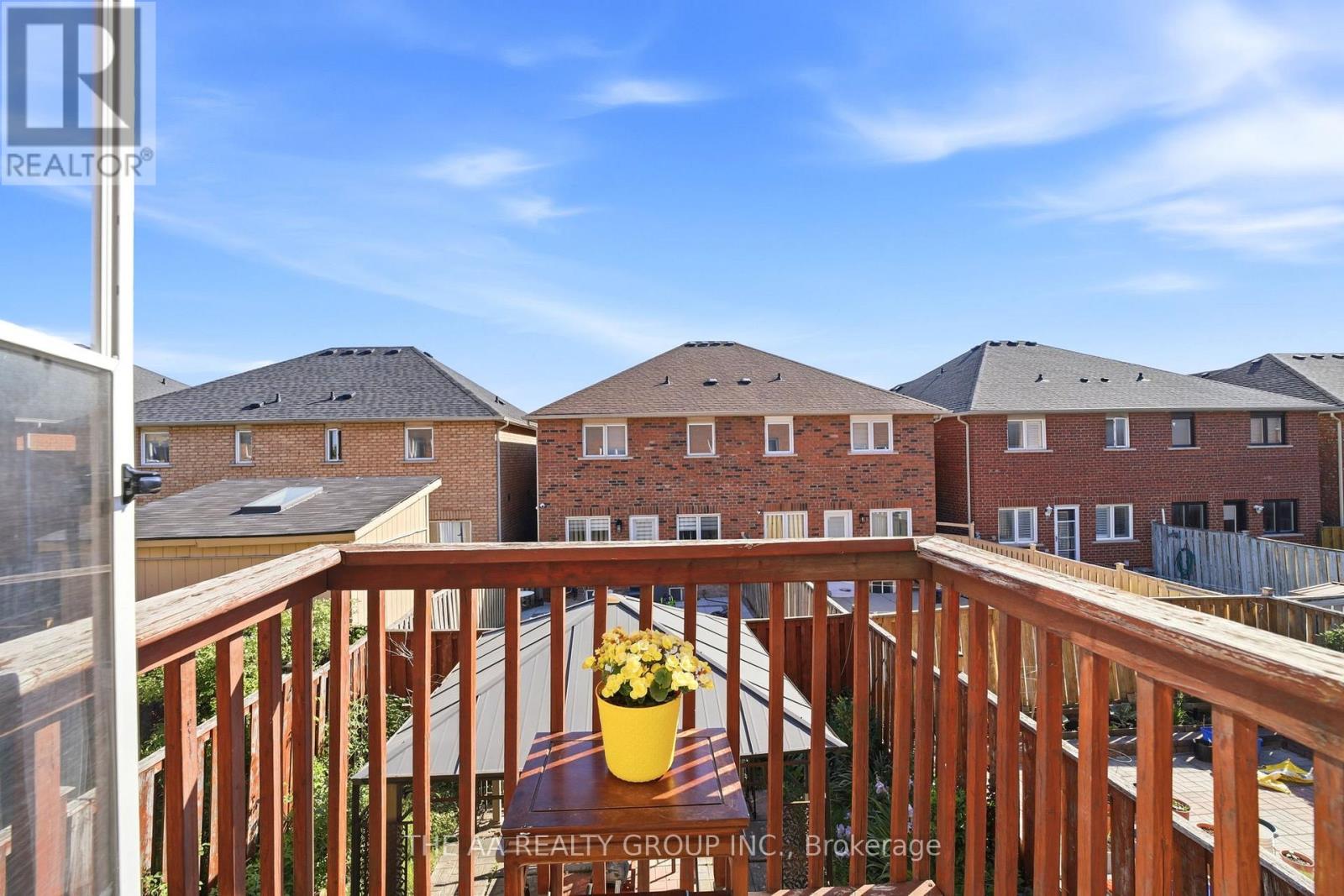 93 San Gabriele Place, Toronto, Ontario  M9L 3A5 - Photo 18 - W13246006