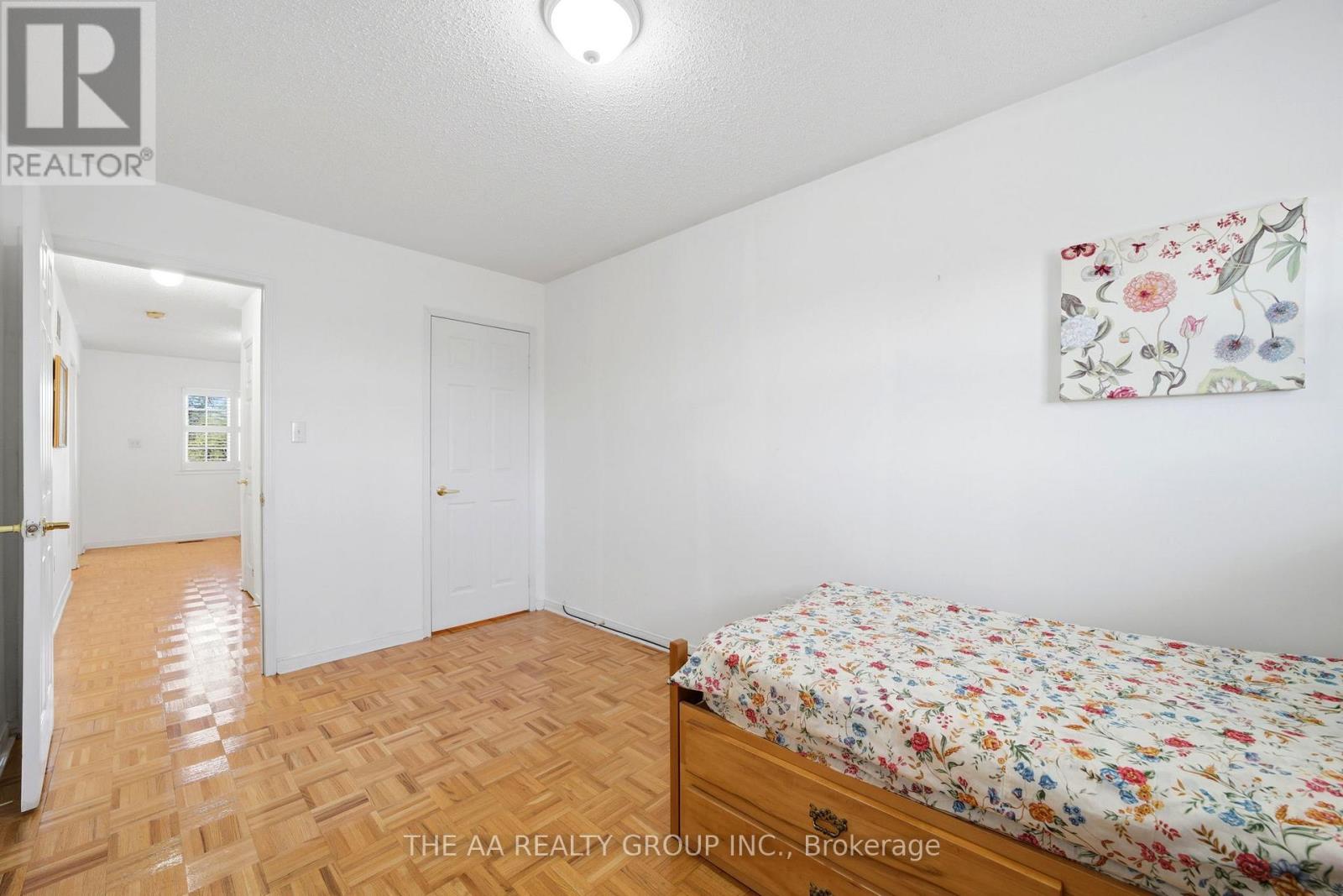 93 San Gabriele Place, Toronto, Ontario  M9L 3A5 - Photo 26 - W13246006