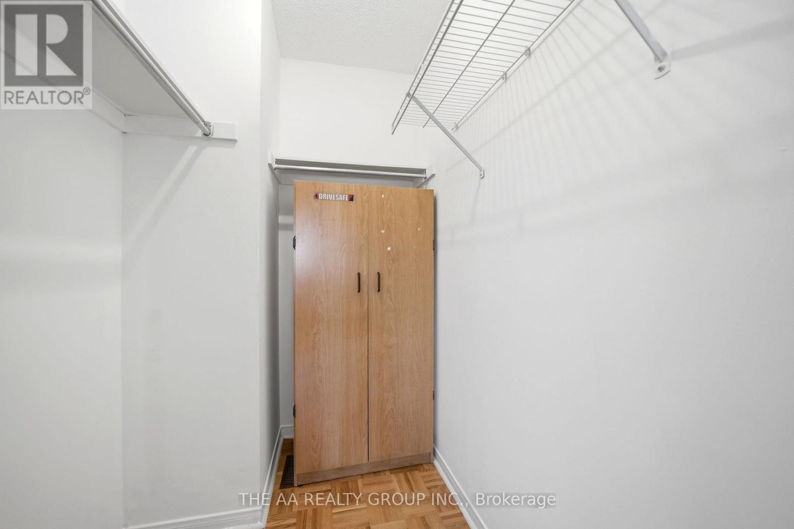 93 San Gabriele Place, Toronto, Ontario  M9L 3A5 - Photo 29 - W13246006