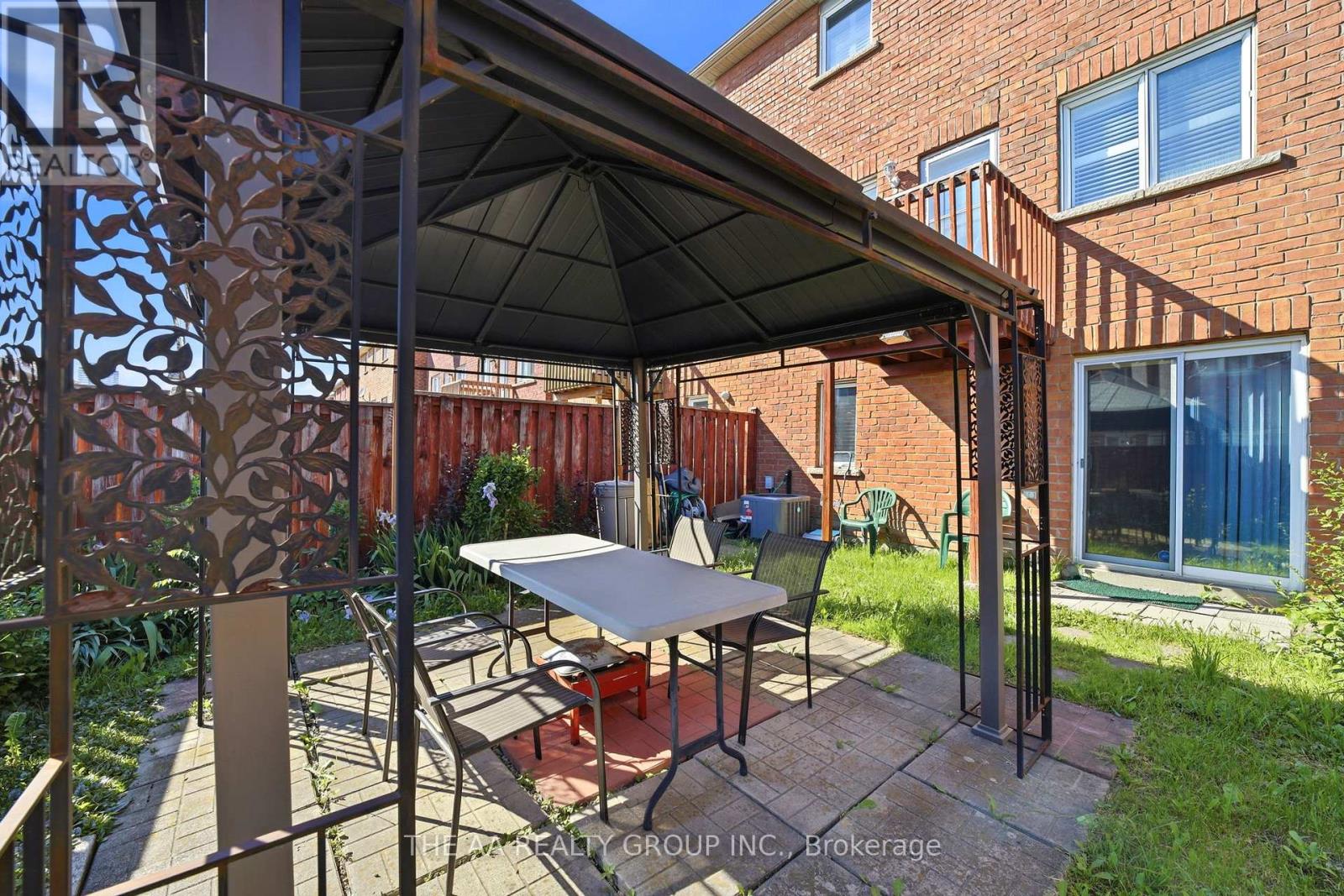 93 San Gabriele Place, Toronto, Ontario  M9L 3A5 - Photo 41 - W13246006