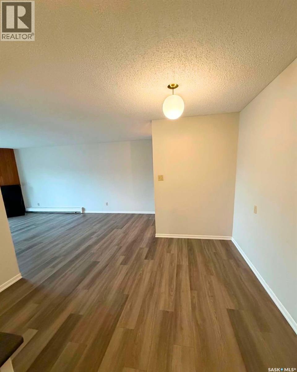 207 423 Tait Court, Saskatoon, Saskatchewan  S7L 7H5 - Photo 4 - SK038398