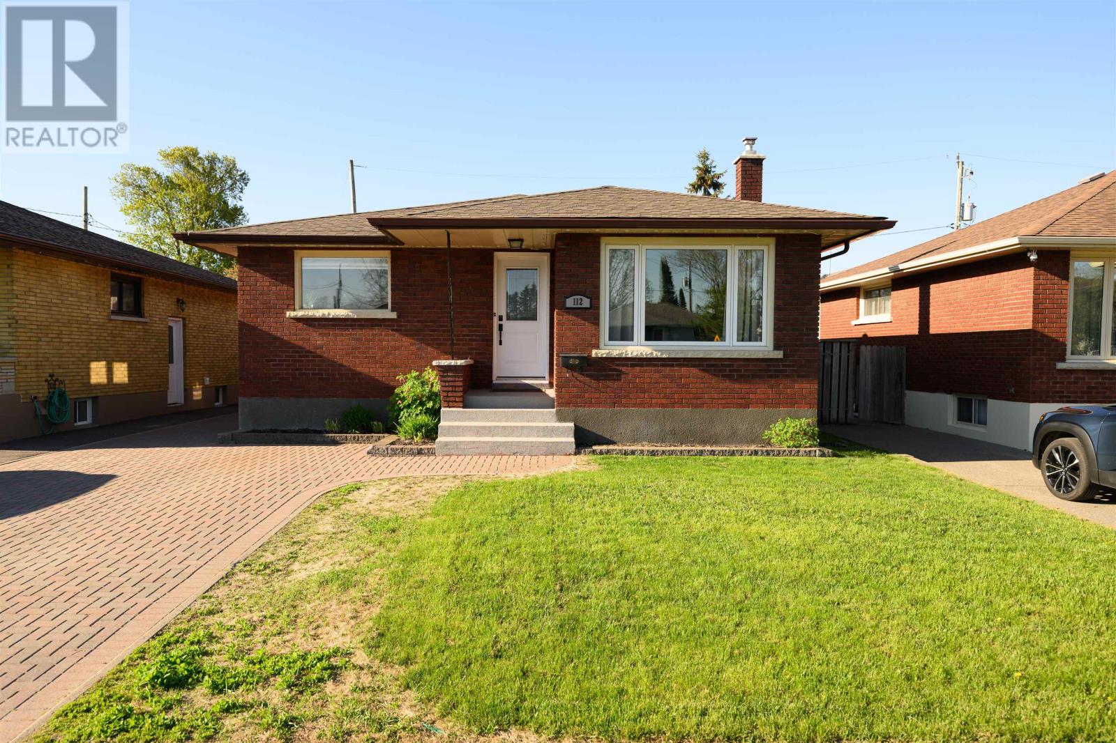 112 Walsh St West, Thunder Bay, Ontario  P7E 4W4 - Photo 48 - TB2601329