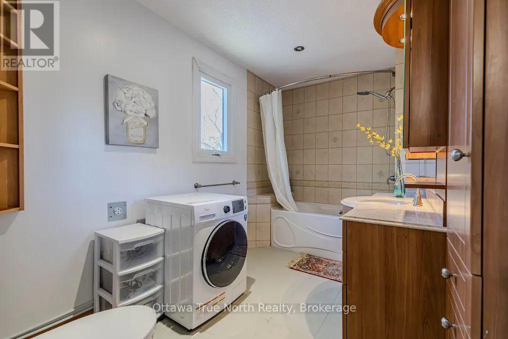 35 Tauvette Street, Ottawa, Ontario  K1B 3A1 - Photo 17 - X13246042