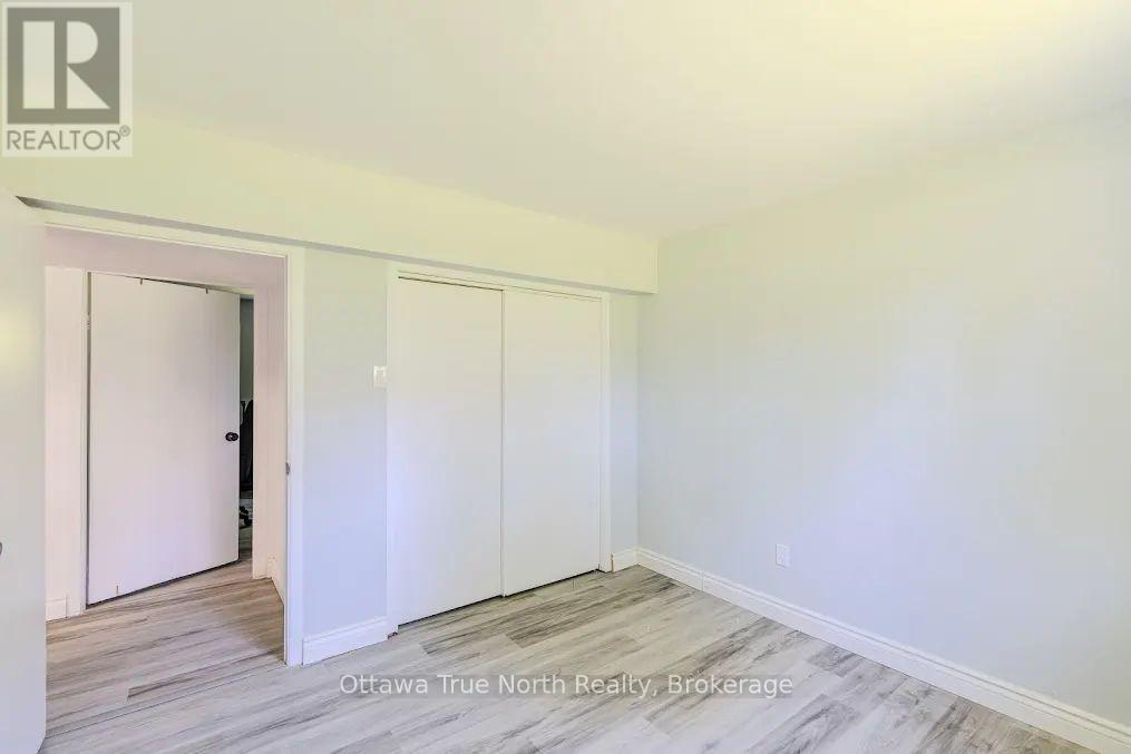 35 Tauvette Street, Ottawa, Ontario  K1B 3A1 - Photo 34 - X13246042