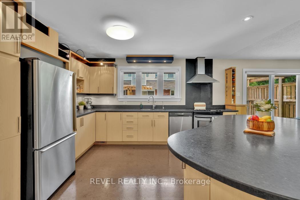 144 Monterey Drive, Ottawa, Ontario  K2H 7A8 - Photo 18 - X13246050