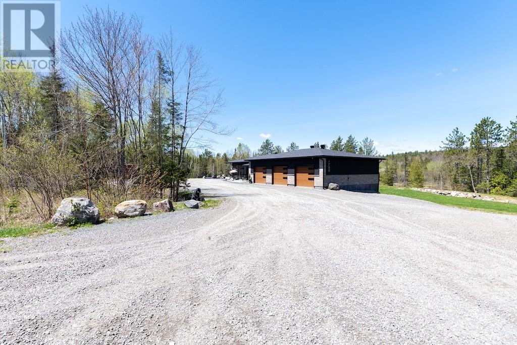 1750 Horseshoe Lake Road, Greater Sudbury, Ontario  P3E 4N1 - Photo 2 - 2127992