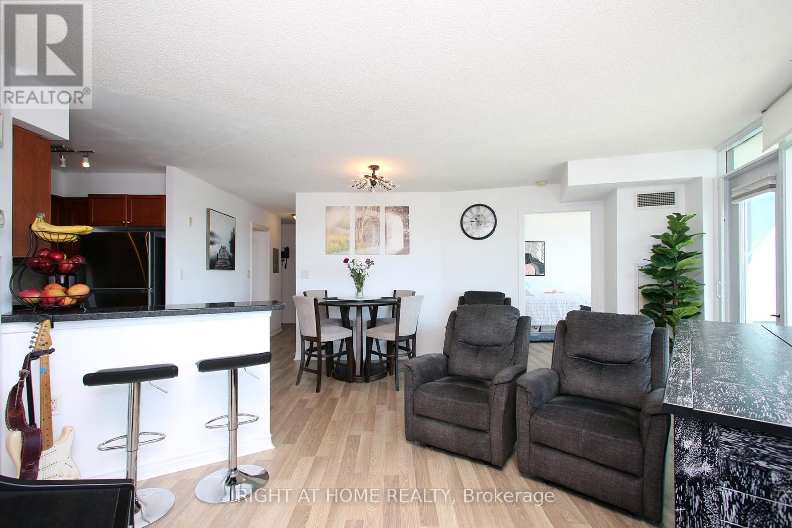 505 - 3830 Bathurst Street, Toronto, Ontario  M3H 6C5 - Photo 4 - C13246048