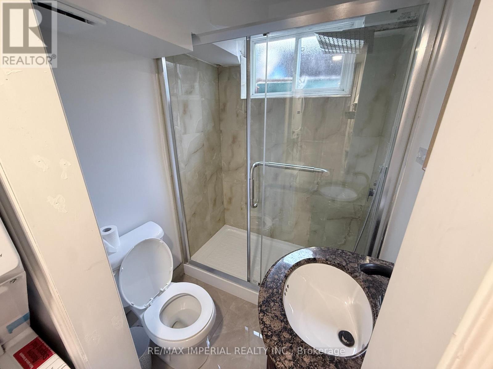 Bsmt #2 - 52 Yongehurst Road, Richmond Hill, Ontario  L4C 3T2 - Photo 13 - N13246038