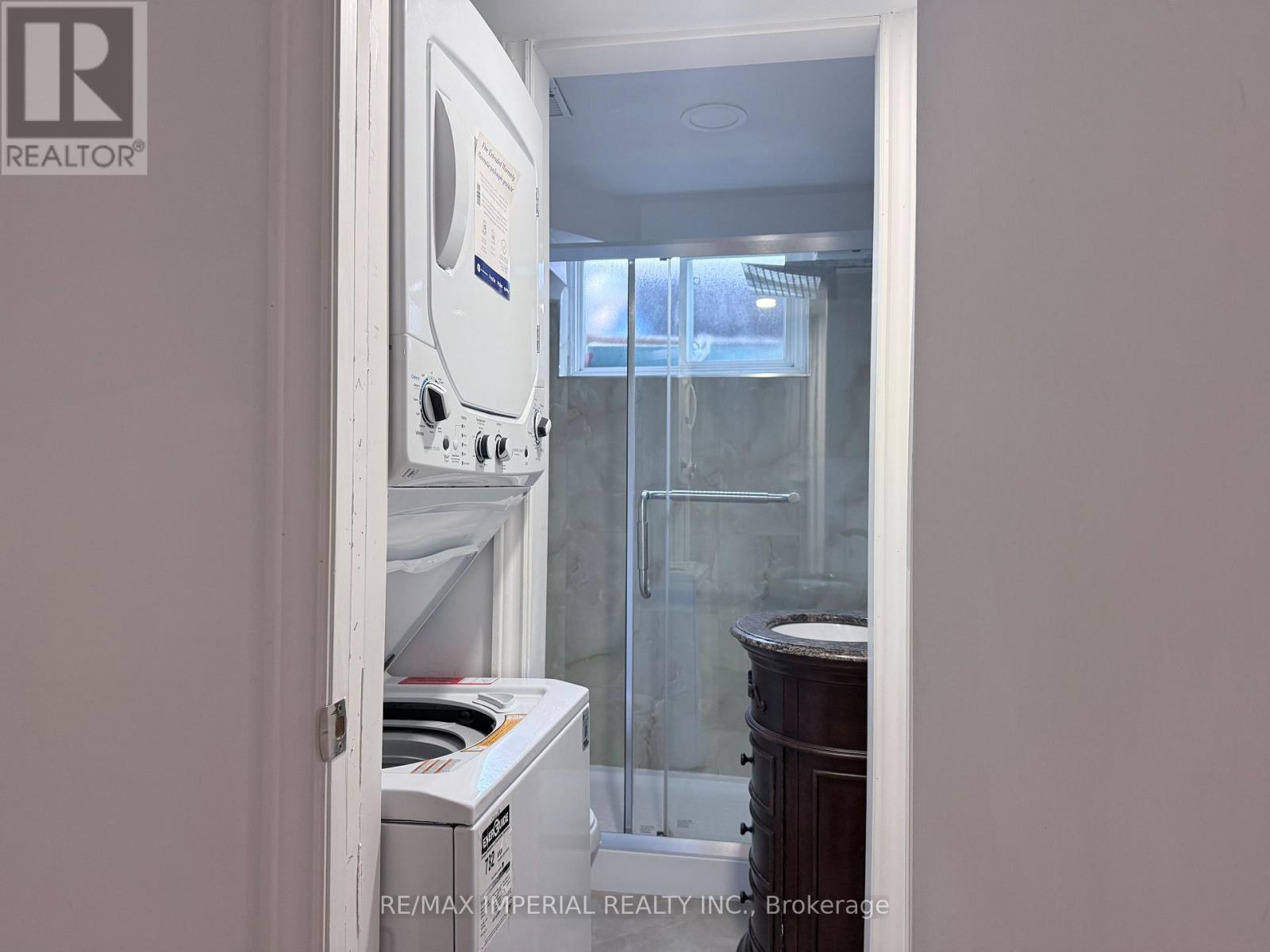 Bsmt #2 - 52 Yongehurst Road, Richmond Hill, Ontario  L4C 3T2 - Photo 14 - N13246038