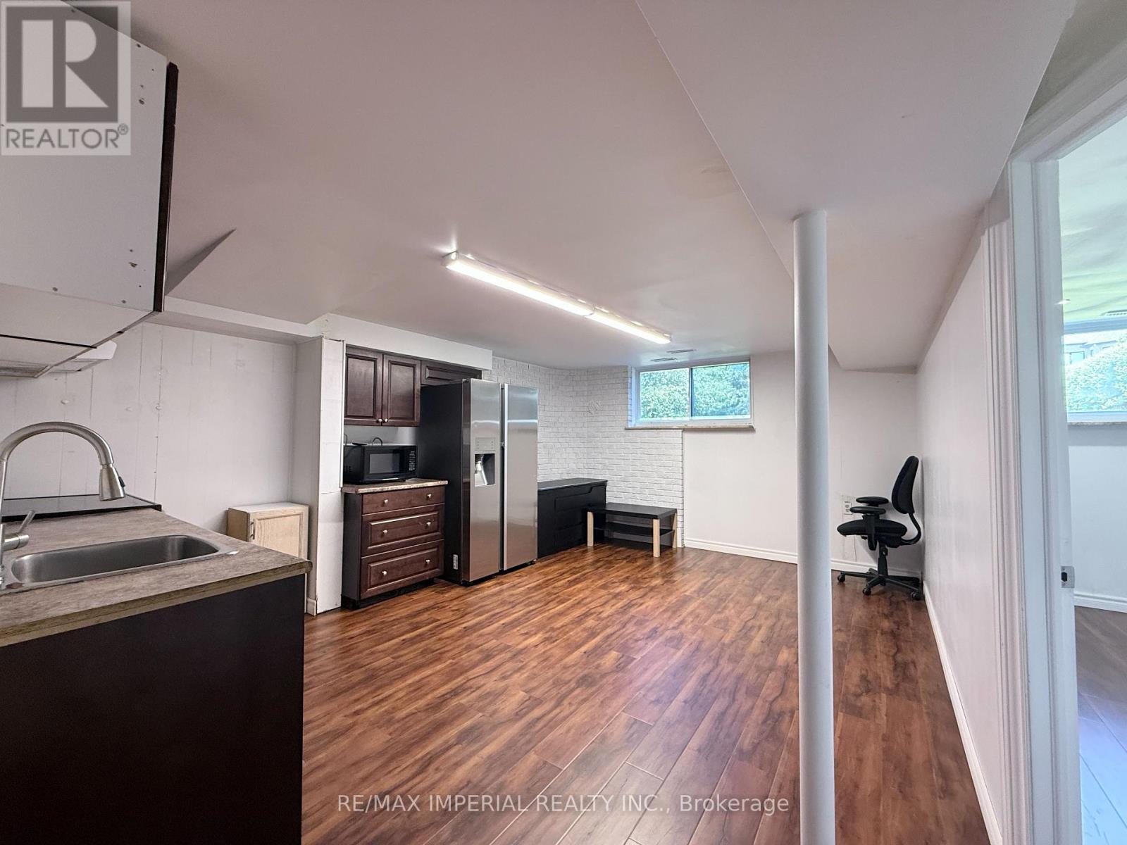 Bsmt #2 - 52 Yongehurst Road, Richmond Hill, Ontario  L4C 3T2 - Photo 2 - N13246038