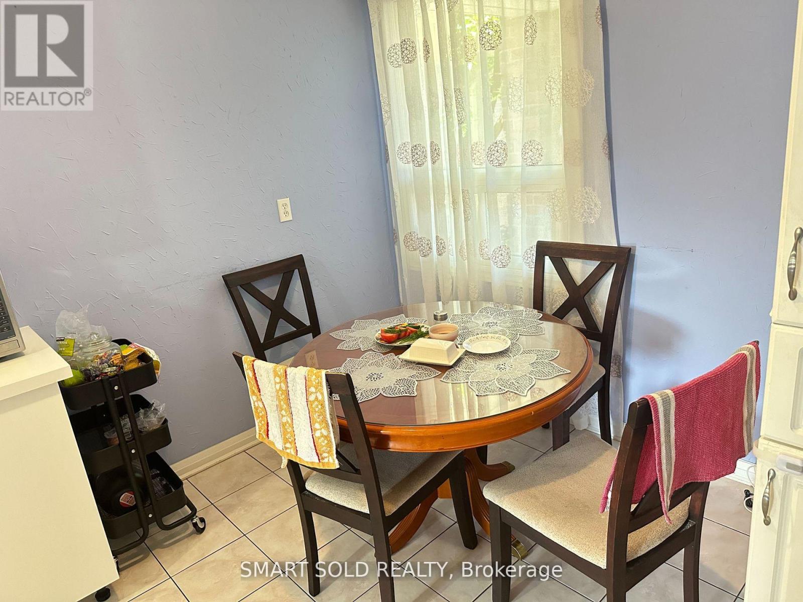 117 Westhampton Drive, Vaughan, Ontario  L4J 7J8 - Photo 4 - N13246044