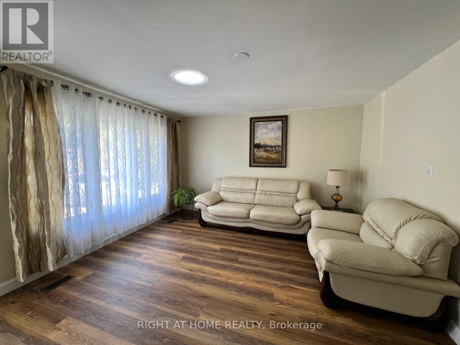 3273 COVE AVENUE, Innisfil, Ontario