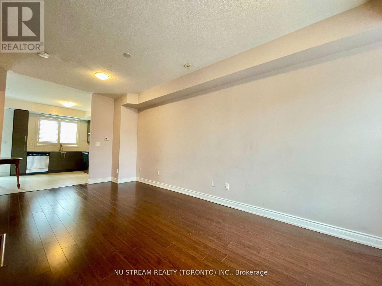 241 South Park Road, Markham, Ontario  L3T 0B6 - Photo 10 - N13246062