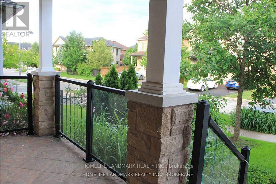 2245 Carm Drive, Oakville, Ontario  L6M 0H8 - Photo 13 - W13246032