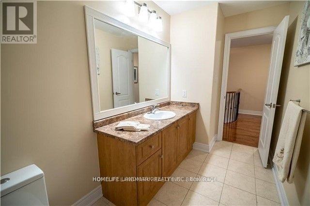 2245 Carm Drive, Oakville, Ontario  L6M 0H8 - Photo 17 - W13246032