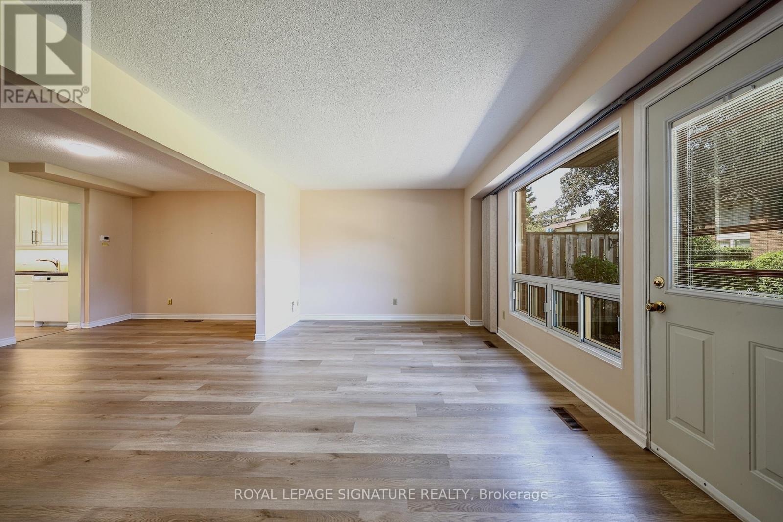 53 - 3665 Flamewood Drive, Mississauga, Ontario  L4Y 3P5 - Photo 14 - W13246060