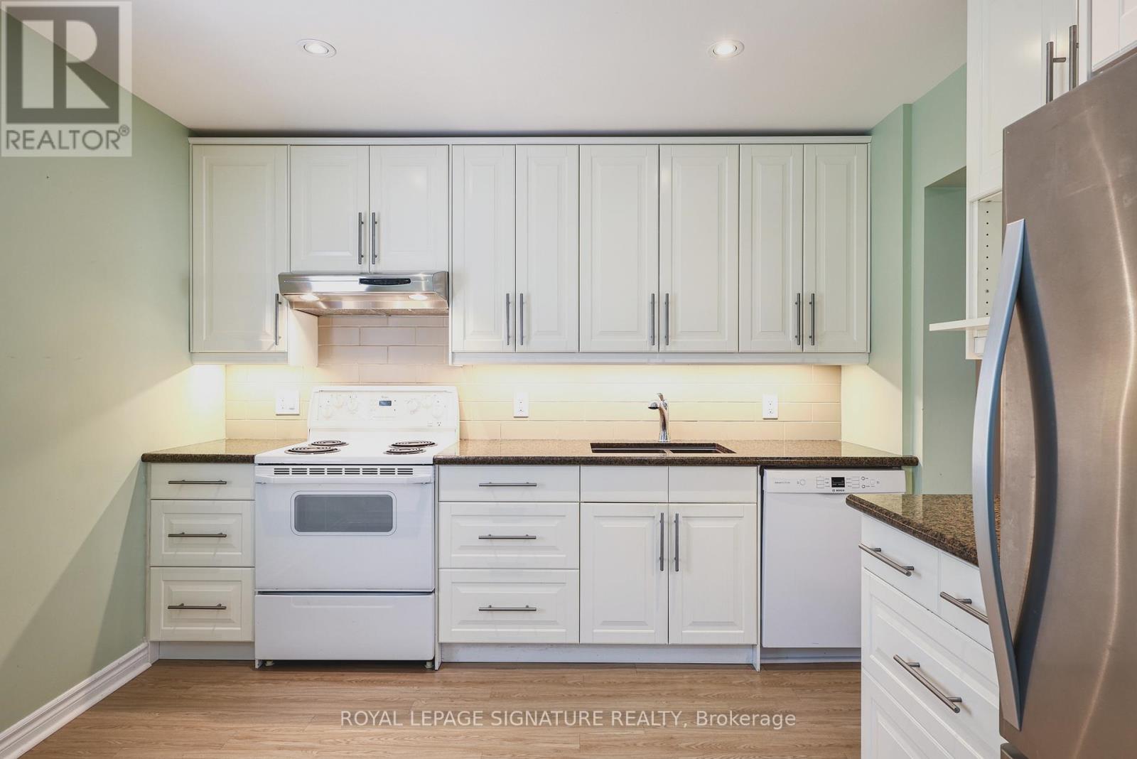 53 - 3665 Flamewood Drive, Mississauga, Ontario  L4Y 3P5 - Photo 19 - W13246060
