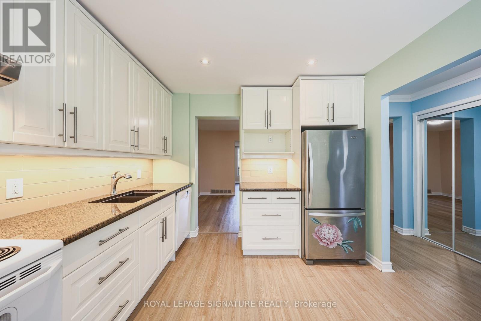 53 - 3665 Flamewood Drive, Mississauga, Ontario  L4Y 3P5 - Photo 21 - W13246060