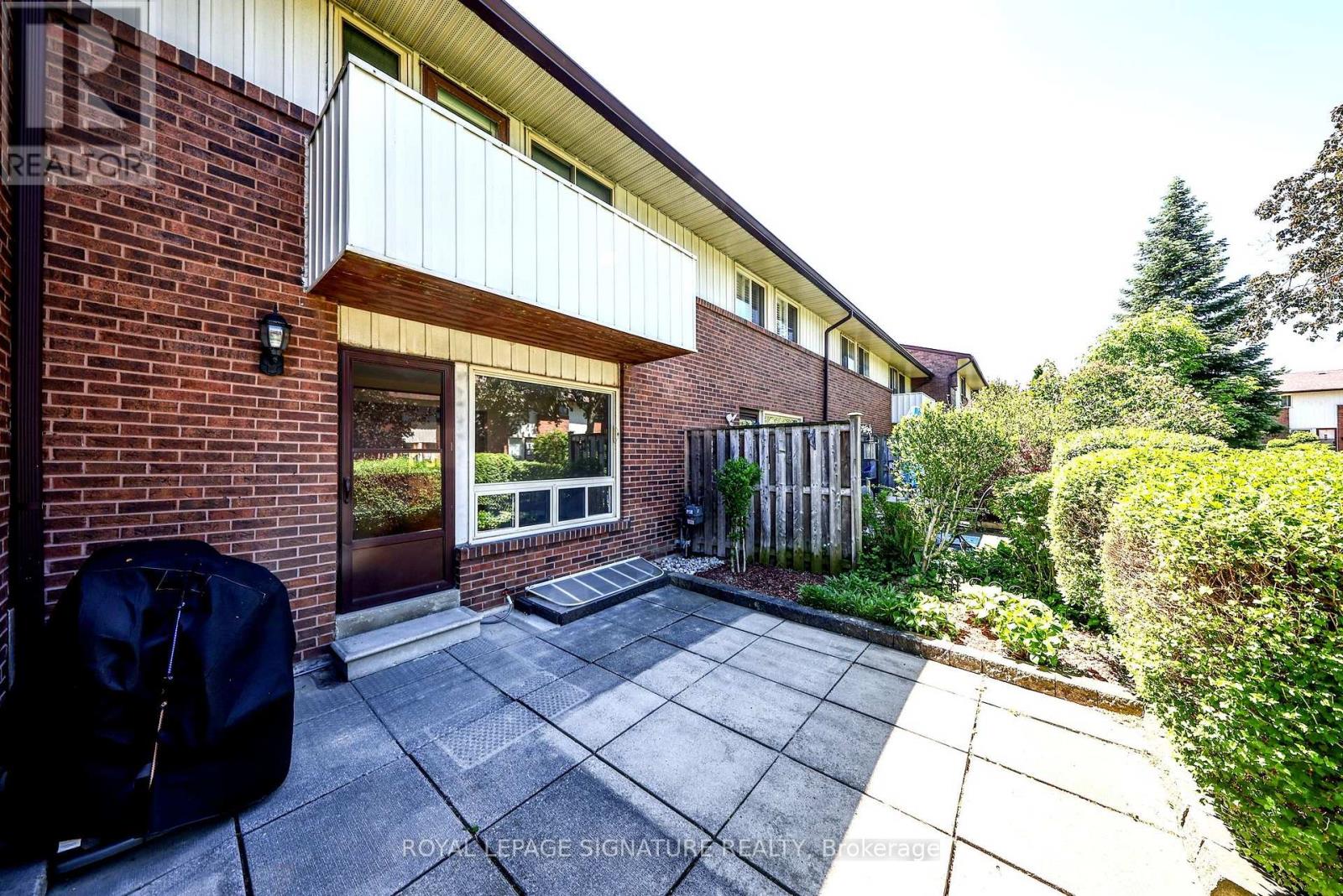 53 - 3665 Flamewood Drive, Mississauga, Ontario  L4Y 3P5 - Photo 6 - W13246060