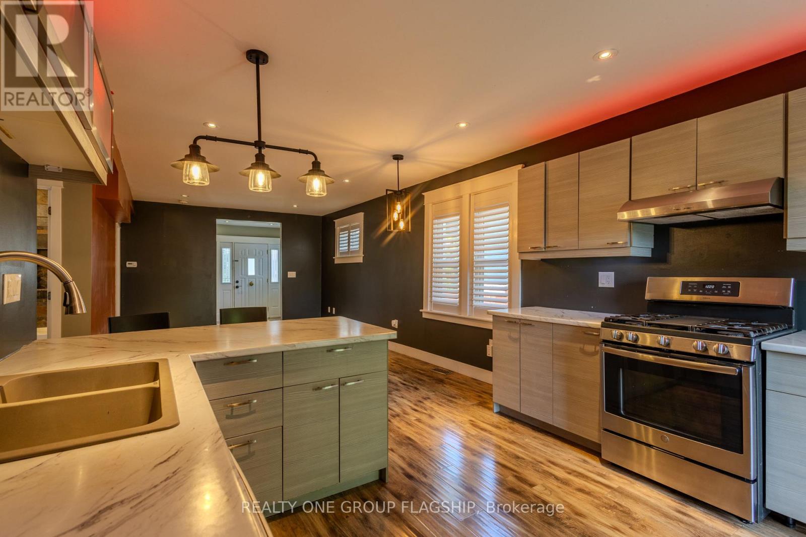 4774 Third Avenue, Niagara Falls, Ontario  L2E 4L6 - Photo 16 - X13246072