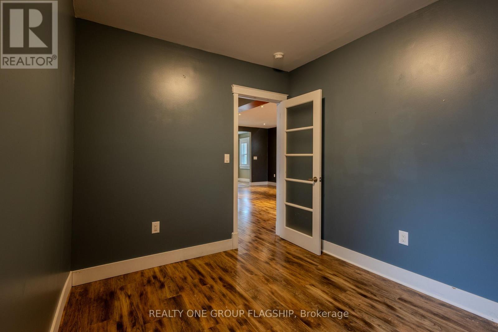 4774 Third Avenue, Niagara Falls, Ontario  L2E 4L6 - Photo 18 - X13246072