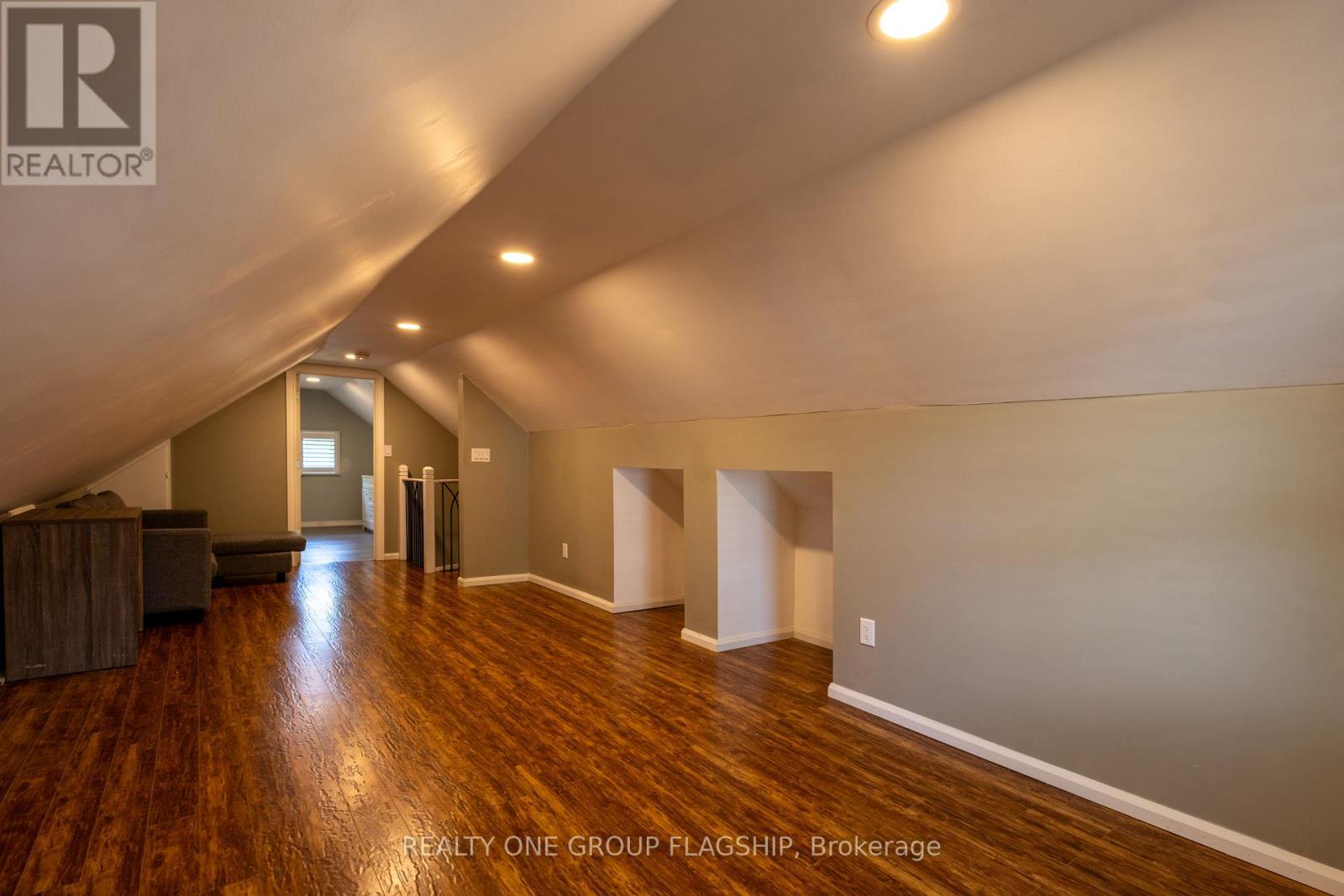 4774 Third Avenue, Niagara Falls, Ontario  L2E 4L6 - Photo 22 - X13246072