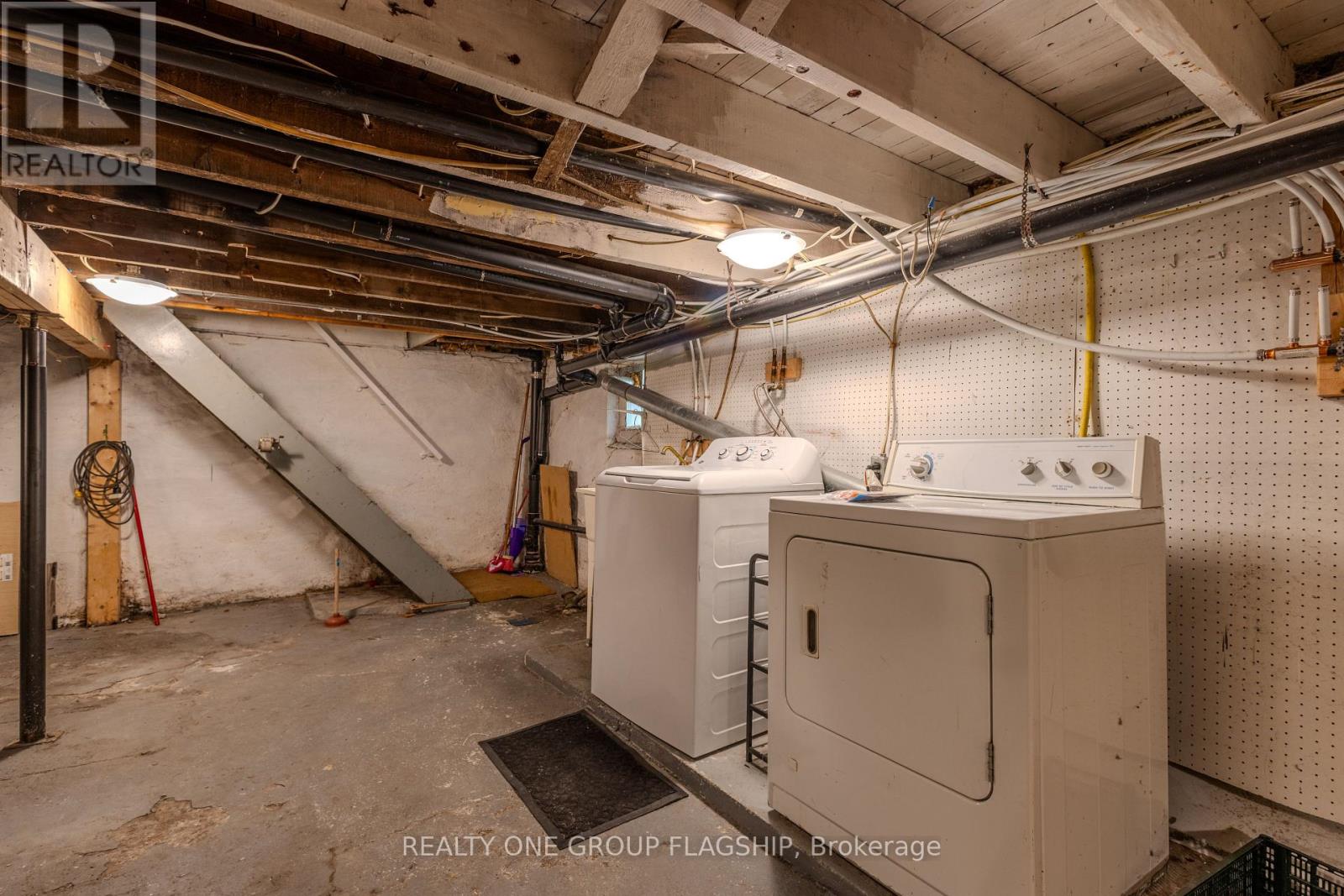 4774 Third Avenue, Niagara Falls, Ontario  L2E 4L6 - Photo 32 - X13246072