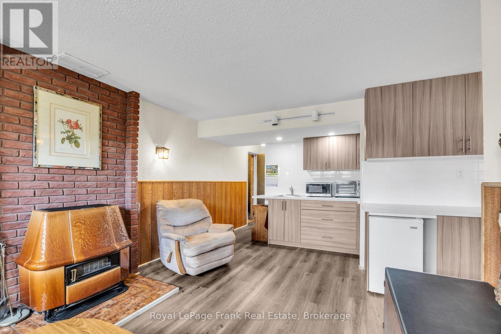 311 Cumberland Court, Oshawa, Ontario  L1H 8E7 - Photo 19 - E13246116
