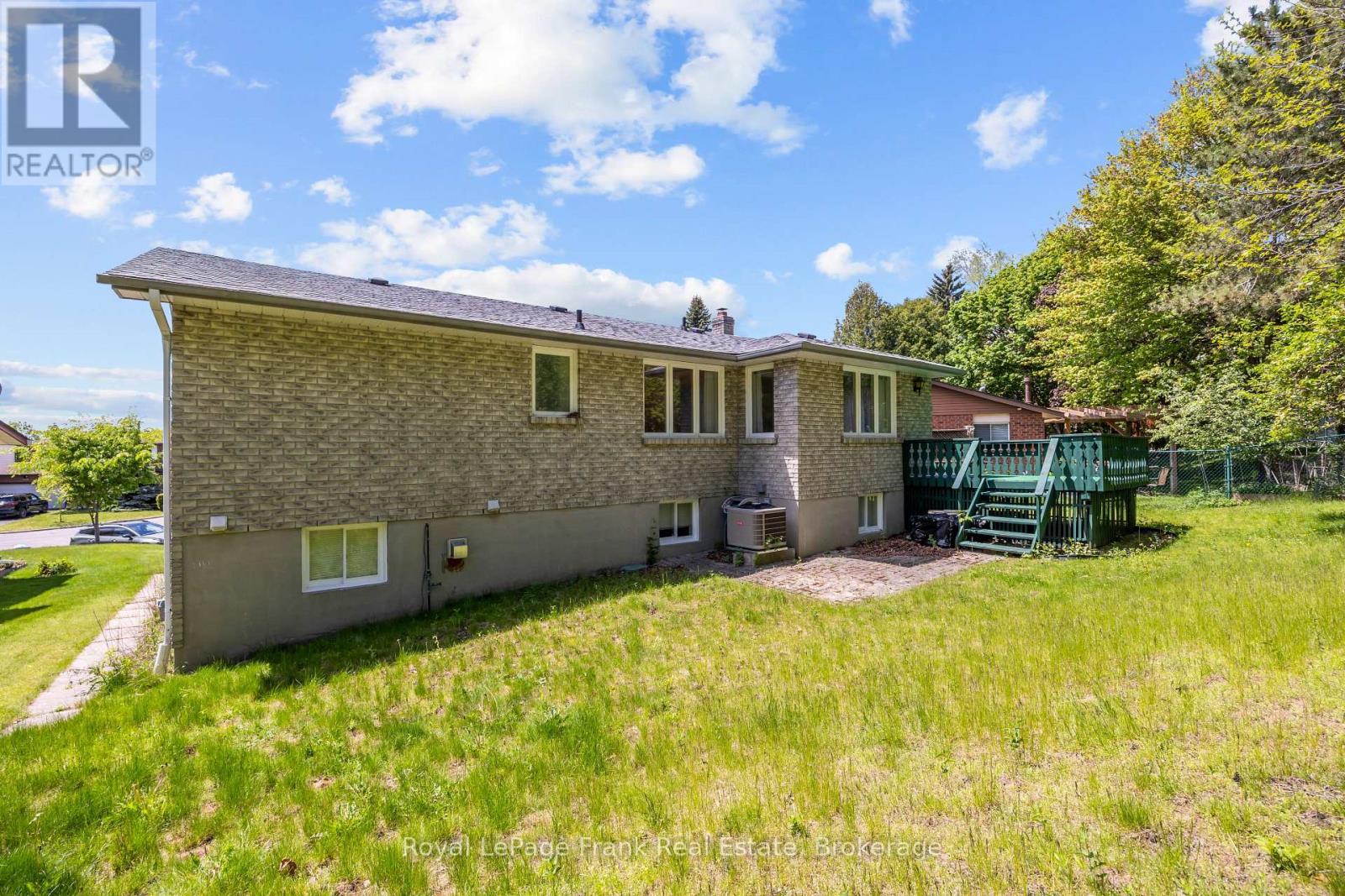 311 Cumberland Court, Oshawa, Ontario  L1H 8E7 - Photo 24 - E13246116