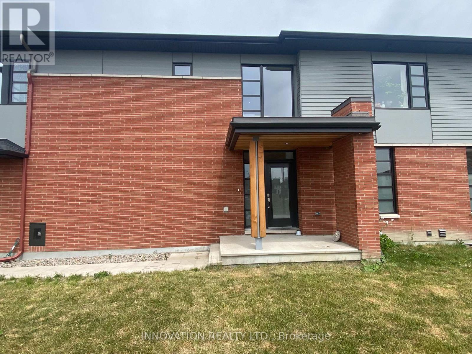 747 Acai Way, Ottawa, Ontario  K1X 0K1 - Photo 2 - X13246110